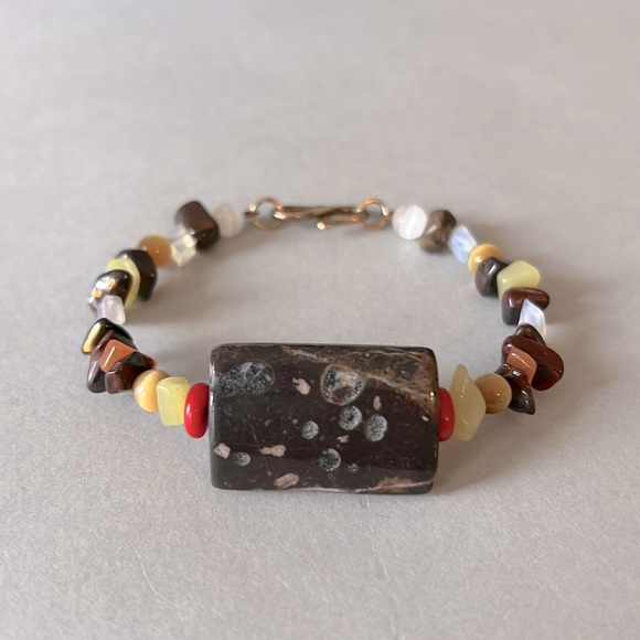 Handcrafted Natural Stones Bracelet 7 1/2 - Picture 4 of 5